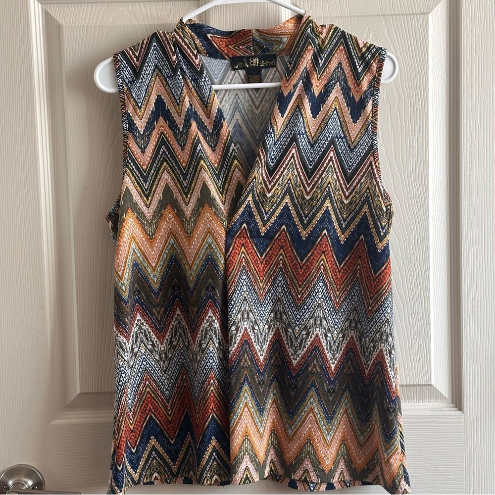 80 Park Zigzag Patterned Boho Sleeveless Blouse Women’s Size Large